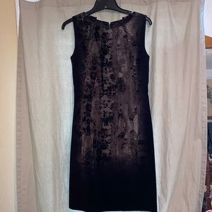 Elie Tahari silk fitted dress Like new size 4